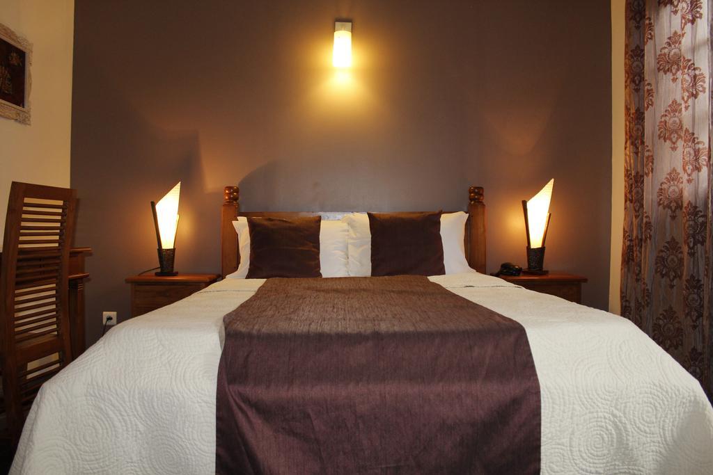 Hotel Le Domaine Des Pierres Saint Pierre Habitación foto